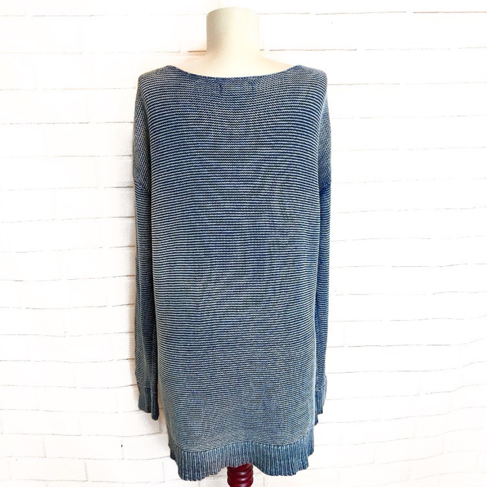 Treasure Bond • Navy Blue Ribbed Sweater - Picture 5 of 9